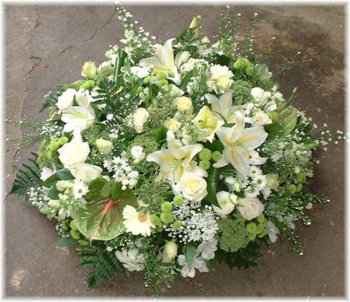 coussin de fleurs pour deuil pouf 20190925 1348936144